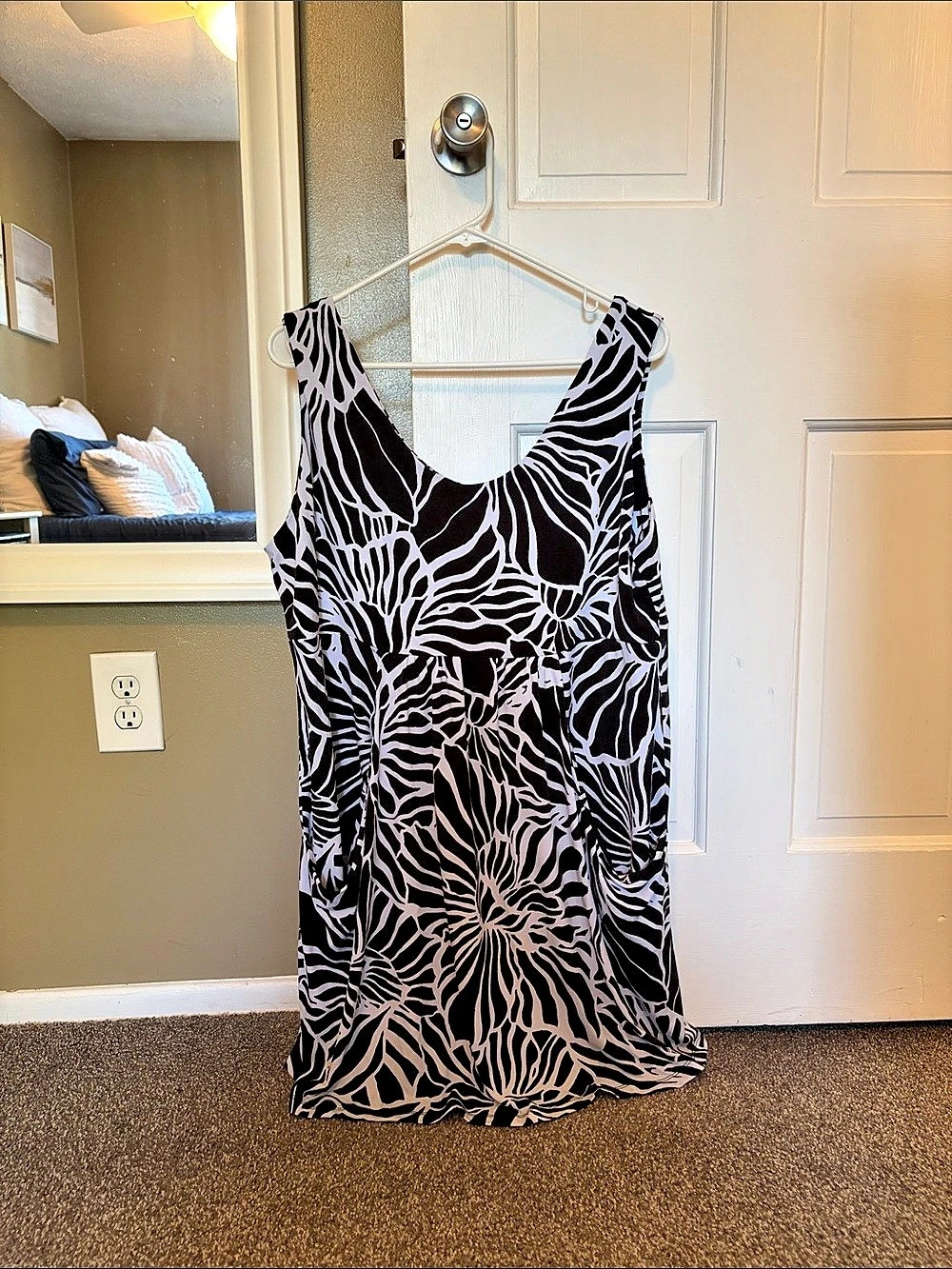 J Valdi Animal Print Cover Up